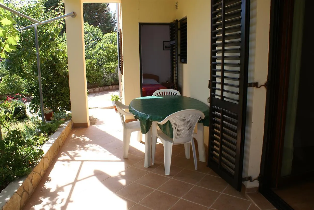 Apartment Ana M Veglia Croaţia